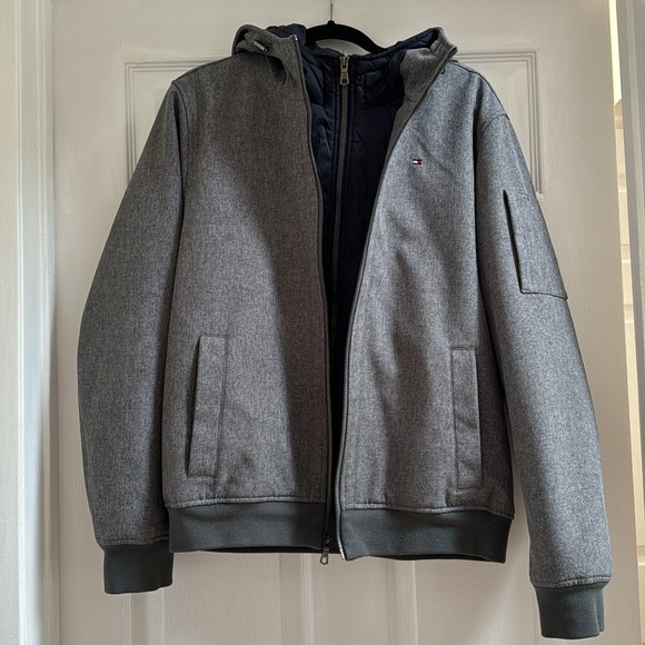 Tommy Hilfiger / Men's Jacket - Picture 4 of 8